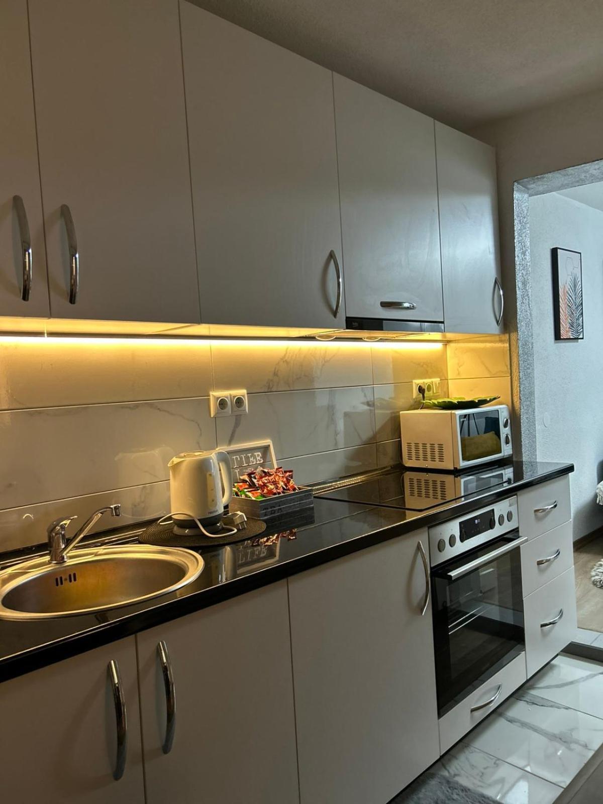 Apartman Hana Сараєво Екстер'єр фото